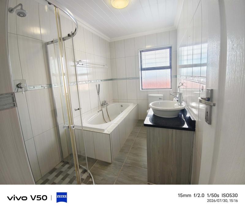 3 Bedroom Property for Sale in Seemeeu Park Western Cape